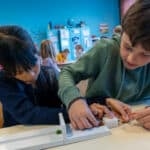 Animations scientifiques en écoles maternelles et primaires sur le thème "L'oreille, une mécanique bien huilée"