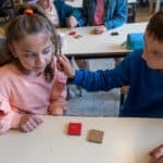 Animations scientifiques en écoles maternelles et primaires sur le thème "L'oreille, une mécanique bien huilée"