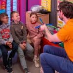Animations scientifiques en écoles maternelles et primaires sur le thème "C'est dans l'air"