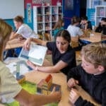 Animations scolaires : Du plan au solide 10