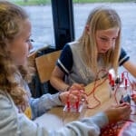 Animations scolaires électricité pour enfants : Les électrons se bousculent 3