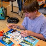 Animations scolaires : Chercheur en laboratoire 4