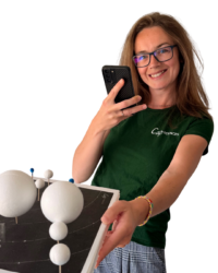 Julie van den Berg : coordinatrice communication chez Cap Sciences